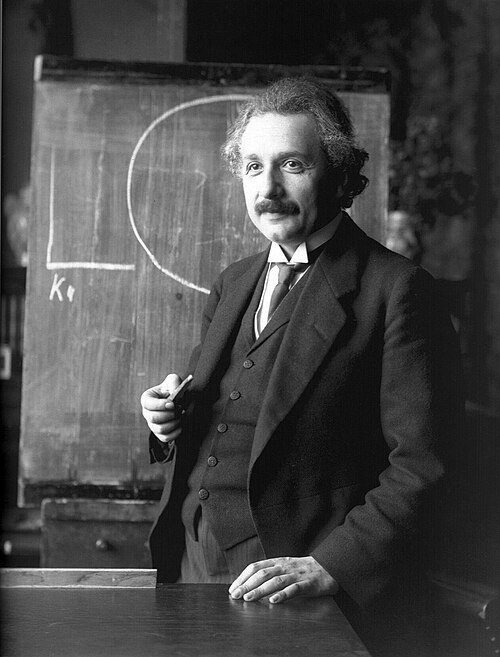 Albert_Einstein_03